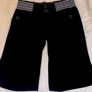 Rewind Knee Length Shorts